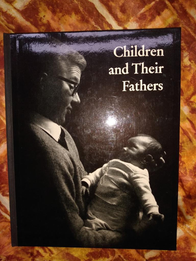 Kinderen en hun vaders, Ophalen, Fotografen, Hanns Reich en Eugen Roth, Zo goed als nieuw