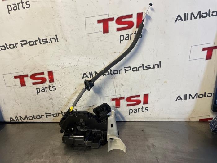 Deurslot Mechaniek 4Deurs links-voor van een Audi A3, Gebruikt, -, -, -