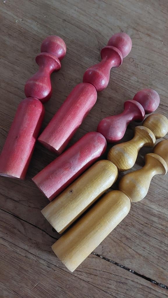 5 quilles en bois, Antiquités & Art, Enlèvement ou Envoi