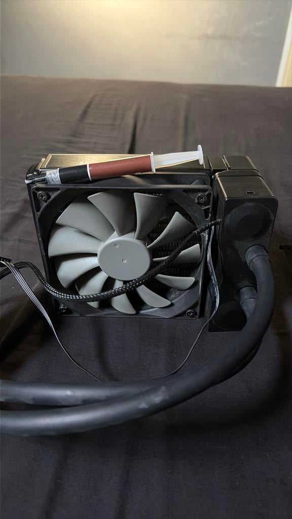 Watercooling corsair, Enlèvement ou Envoi, Comme neuf