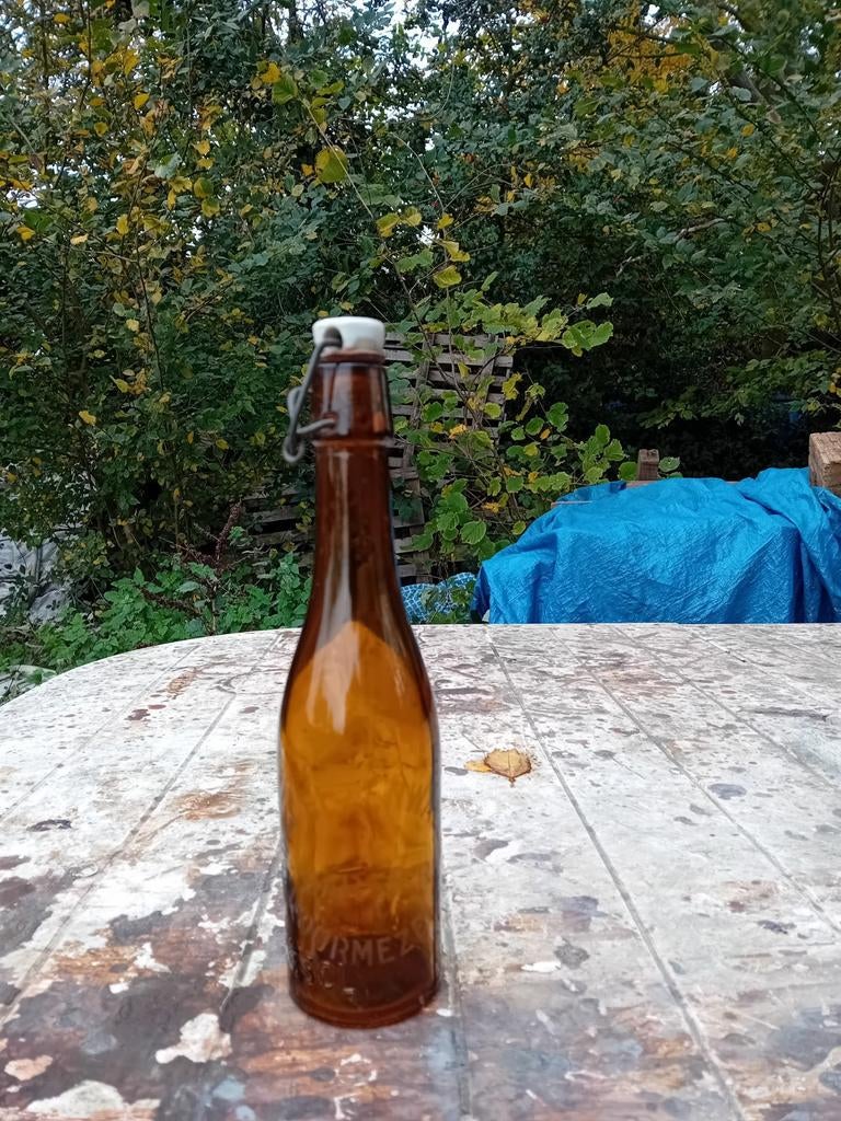 Oude  bierfles brouwerij Bartier Elzenwale Voormezele, Enlèvement ou Envoi, Utilisé