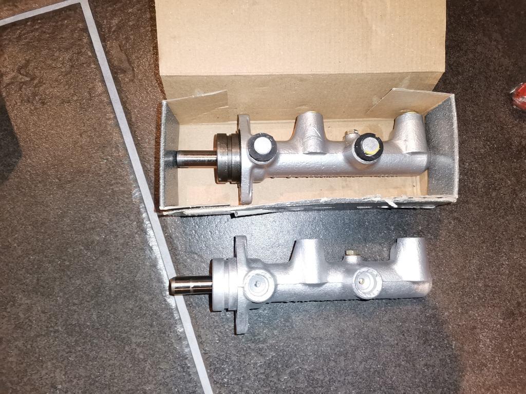 Hoofdremcilinder Alfa33 type 907  60750112, 60765000, 705833, Ophalen of Verzenden, Gereviseerd, Alfa Romeo