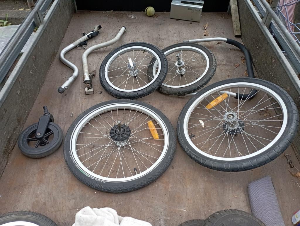 Slada fietskar 2 fietsen en fietskarren 2 Hondenkarren ook, Fietsen en Brommers, Ophalen, Zo goed als nieuw