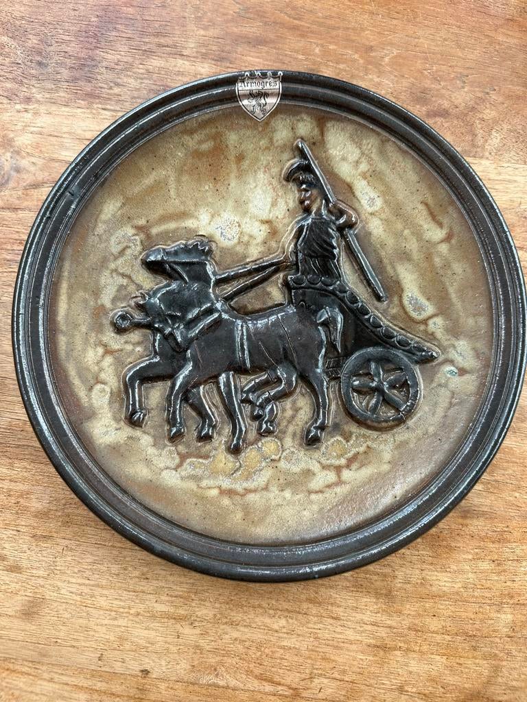 Ancienne assiette en Armogrès