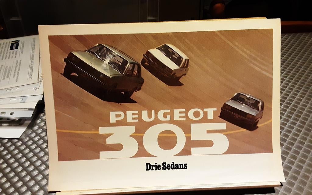 PEUGEOT 305 brochure, Enlèvement ou Envoi, Comme neuf, Peugeot