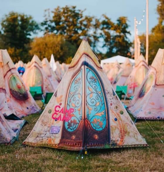 Unieke tommorowland tent, Ophalen of Verzenden, Zo goed als nieuw