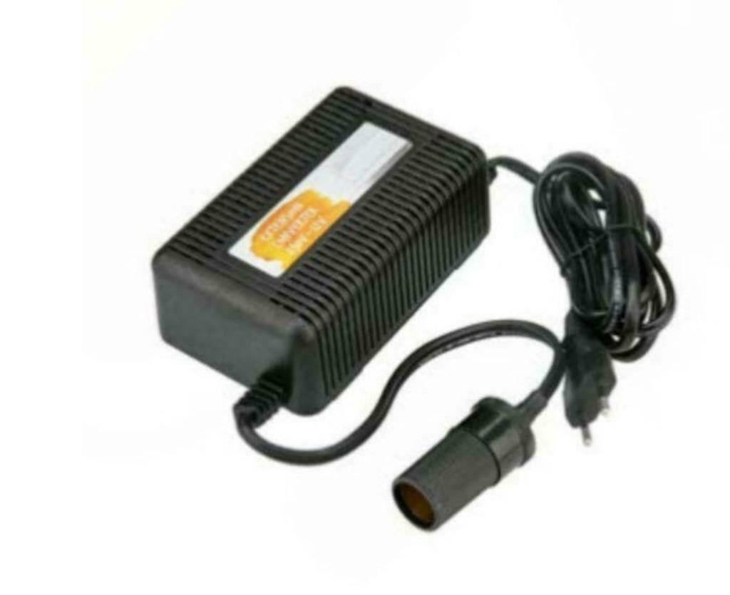 Omvormer 230V/12V / 5 A, Ophalen of Verzenden, Gebruikt
