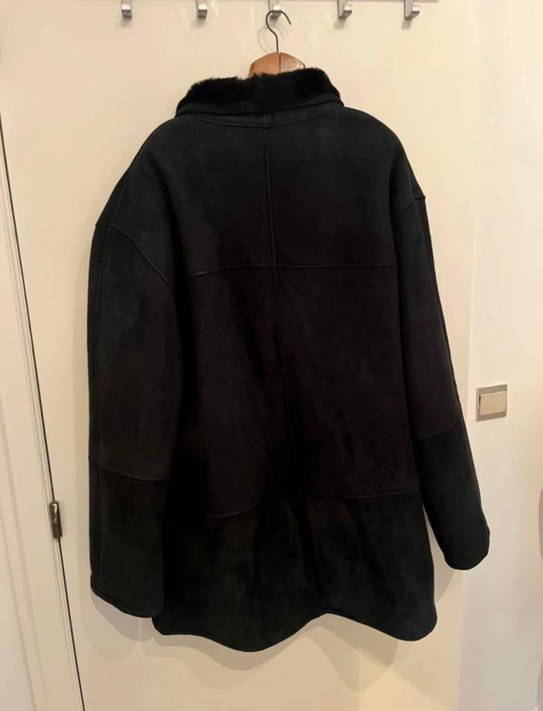 Magnifique veste en mouton retourné, Enlèvement ou Envoi, Comme neuf, Taille 52/54 (L), Noir