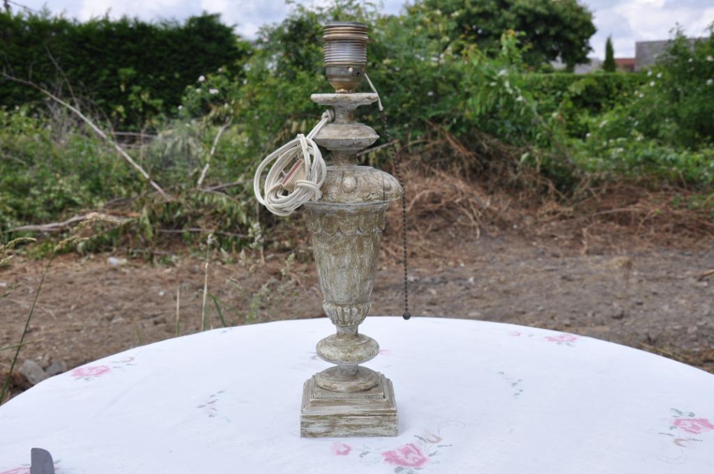 §  pied de lampe en bois soquet avec chaine, Antiquités & Art, Antiquités | Éclairage, Enlèvement ou Envoi