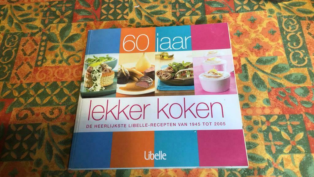 60 jaar lekker koken (W), Boeken, Kookboeken, Gelezen, Hoofdgerechten, Libelle, Ophalen of Verzenden