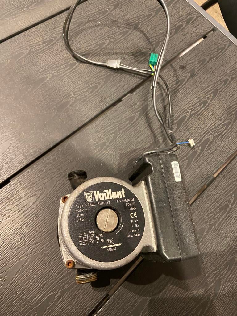 Vaillant circulatiepomp VP5ZE PWM S2, Ophalen of Verzenden, Zo goed als nieuw
