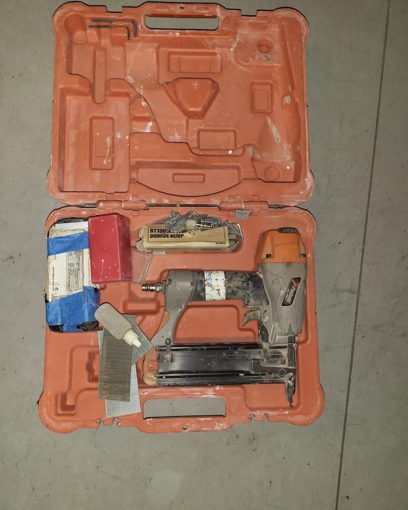 Cloueuse paslode, Enlèvement ou Envoi, Comme neuf