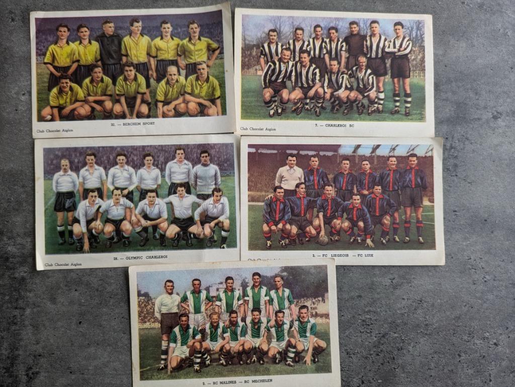 VOETBAL TEAMS AIGLON CHOCOLATES 5X  JAREN 50  FIFTIES, Verzenden