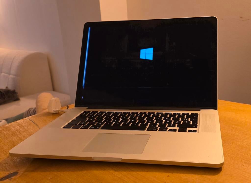 Macbook pro retina a1398 defect scherm zonder oplader, Computers en Software, Ophalen of Verzenden, MacBook