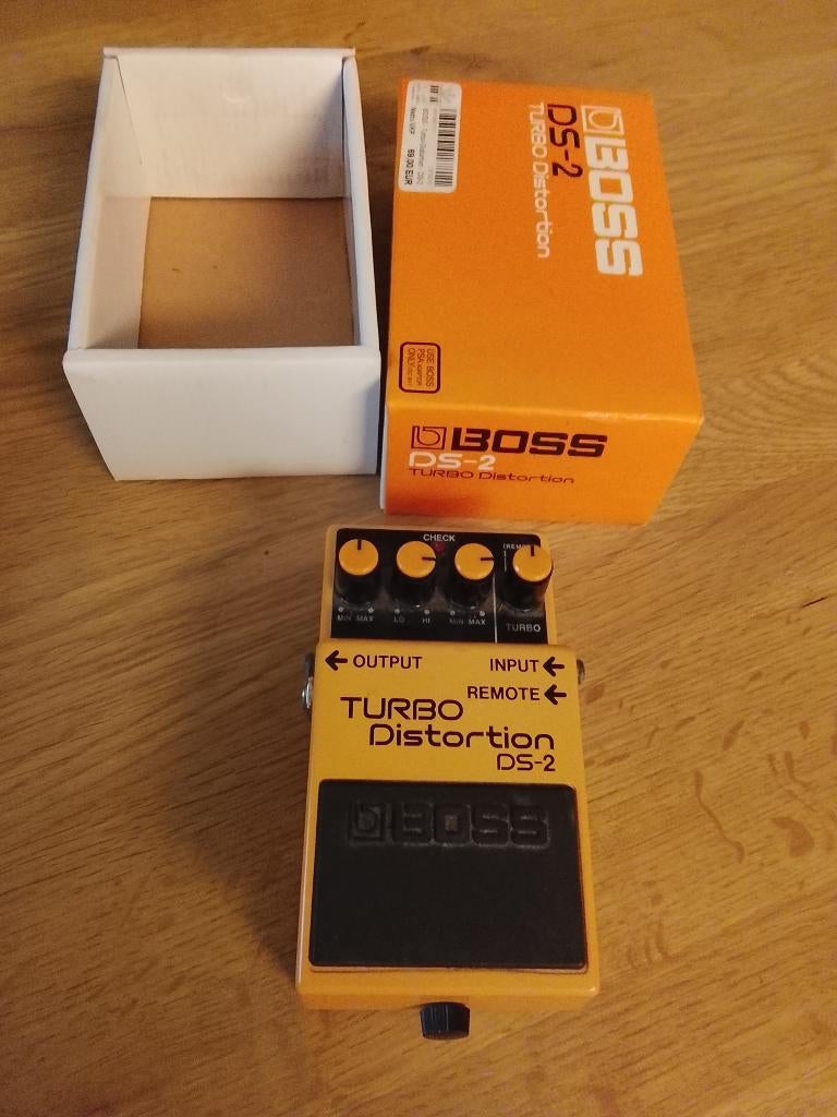 Boss DS-2 Turbo Distortion, Musique & Instruments, Enlèvement ou Envoi, Distortion, Overdrive ou Fuzz