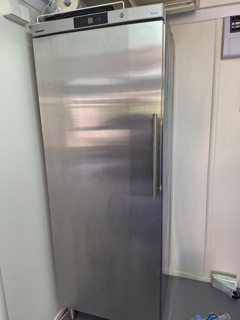 Liebherr koelkast GKv 6460, Zakelijke goederen, Ophalen, Gebruikt, Inox Meubilair