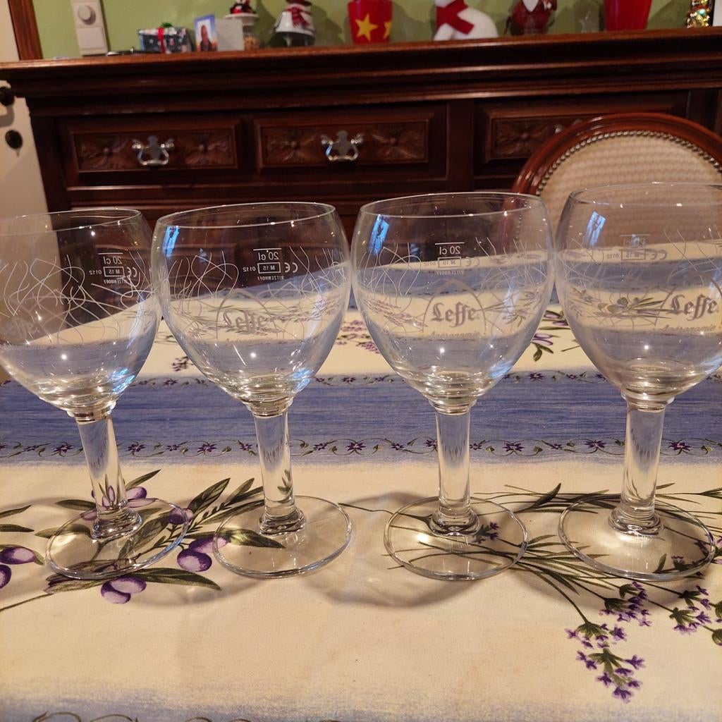 4 leffe glazen20 cl Aperonomie nieuw, Ophalen of Verzenden, Zo goed als nieuw