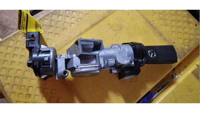 Serrure de contact + clé d'un Mazda 3., Enlèvement ou Envoi, 3 mois de garantie, Utilisé, Mazda