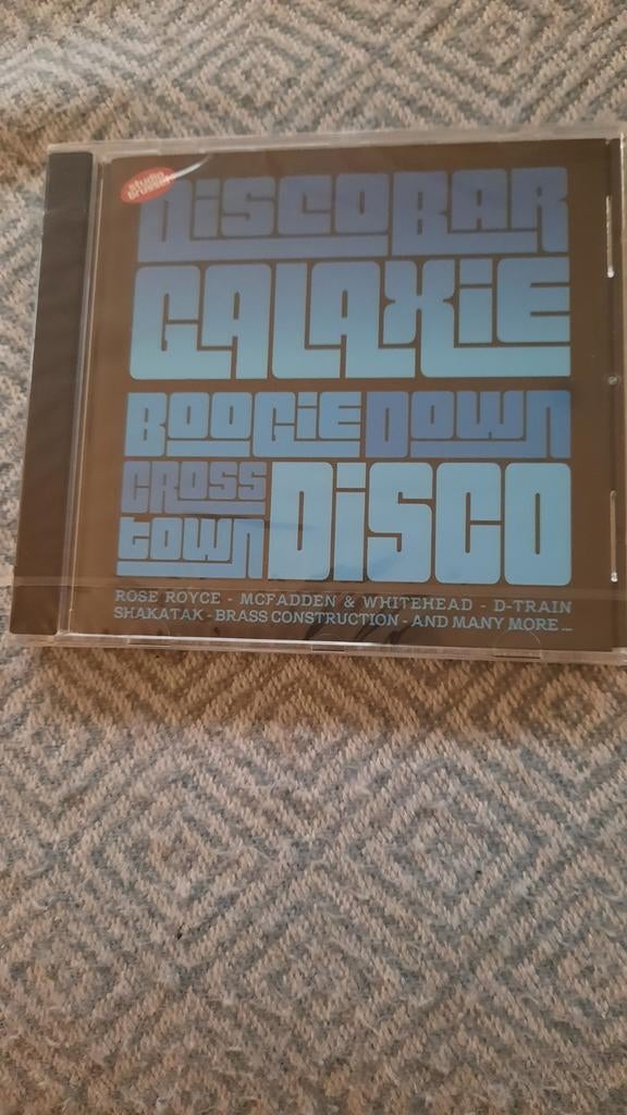 DISCOBAR GALAXIE Boogie down cross town - DISCO (cd, nieuw), CD & DVD, CD | Compilations, Neuf, dans son emballage, Pop, Enlèvement ou Envoi