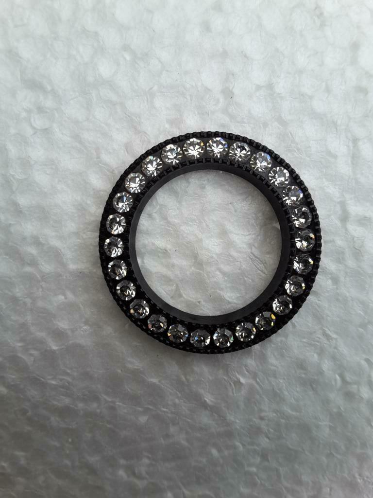 Boucle - anneau scintillante diamètre 28 mm avec 25 perles, Enlèvement ou Envoi, Neuf
