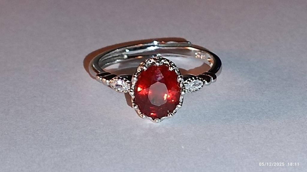 Verstelbare ring van sterling zilver met spessartietsteen, Handtassen en Accessoires, Ringen, Nieuw, Ophalen of Verzenden, Met edelsteen