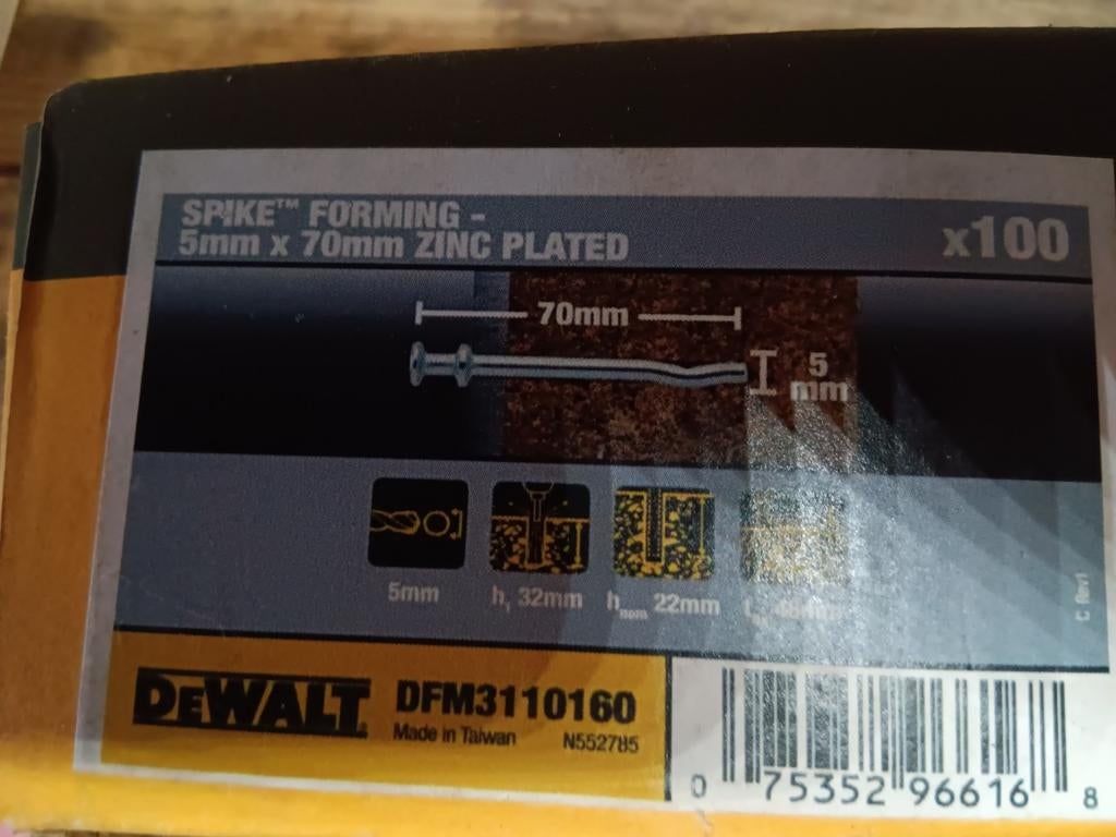 Dewalt spike 5 mm x 70 mm ., Ophalen