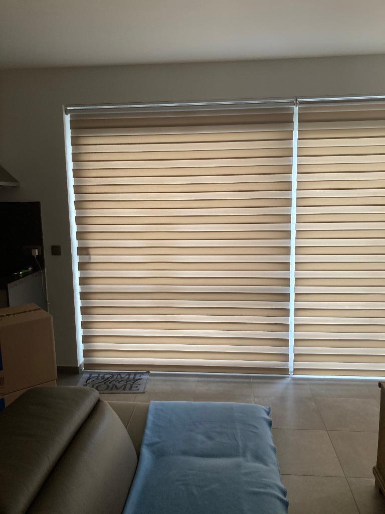 Luxaflex rolgordijnen Twist, Huis en Inrichting, Ophalen, 200 cm of meer, Beige, 150 tot 200 cm