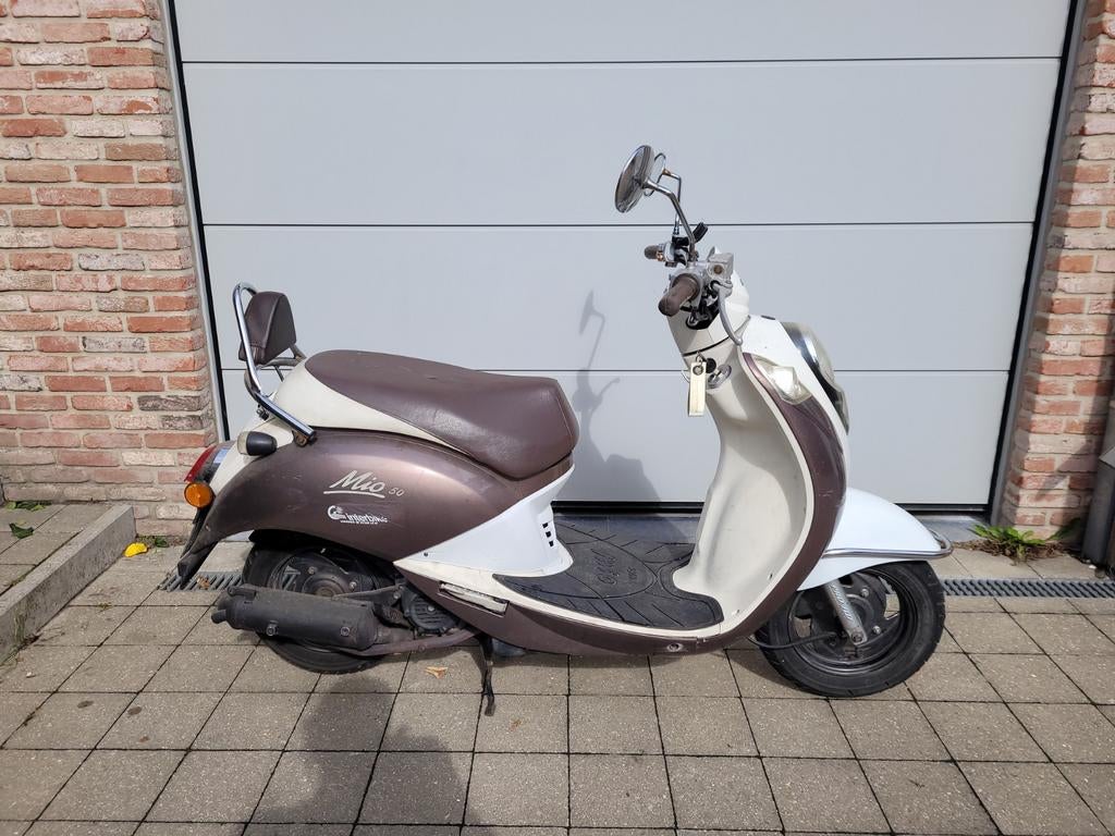 B klasse SYM HUO5W Brommer te koop, Fietsen en Brommers, Ophalen