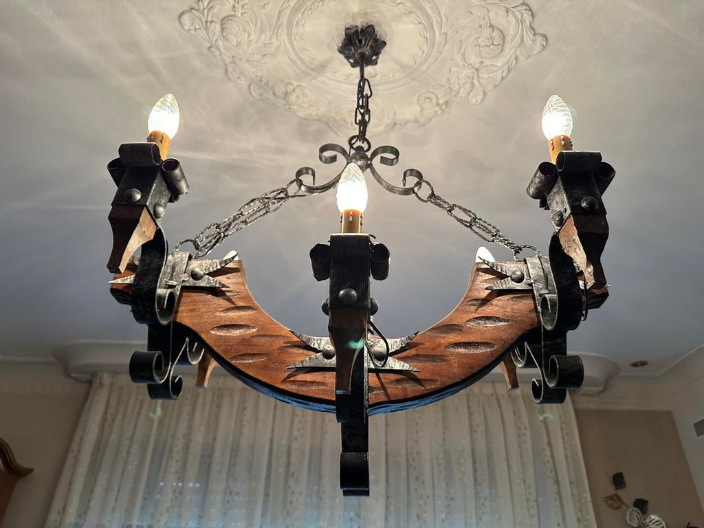 Lustre en bois et ferronnerie, Enlèvement, Utilisé, Bois
