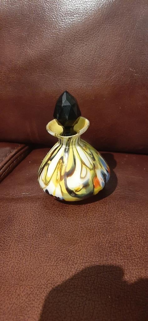 Vintage Parfumflesje met Zwarte Stop, Ophalen of Verzenden, Zo goed als nieuw