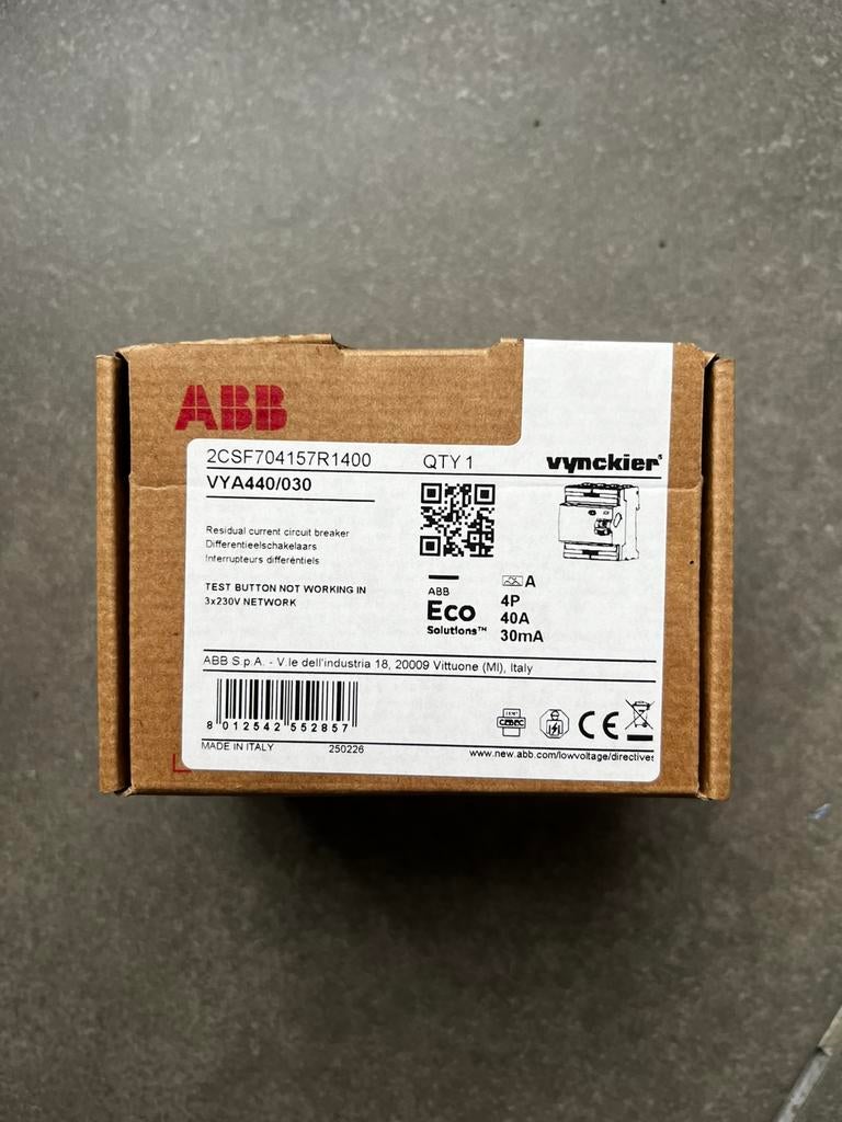 Intereupteur differentiel 40A 30mil 4P, Enlèvement, Neuf
