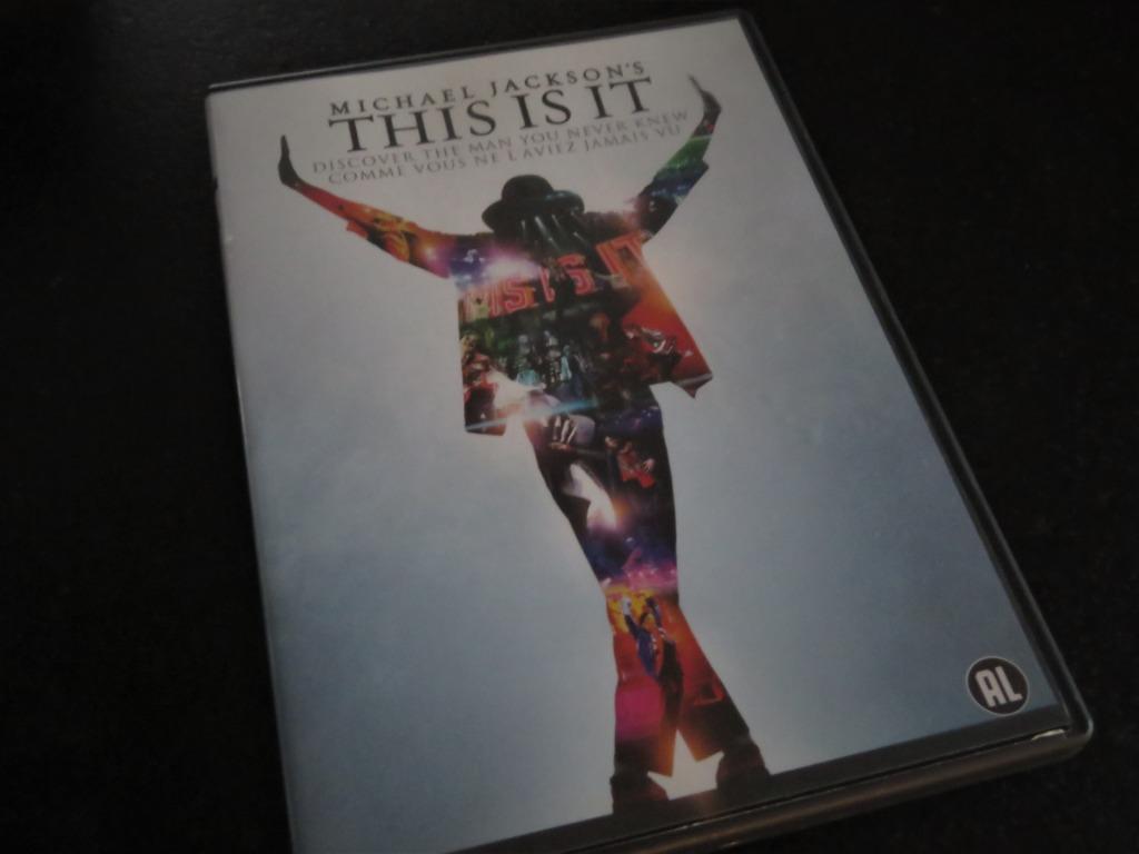 MICHAEL JACKSON - This Is It DVD / SONY - DXS 69320/1 / 2010, Alle leeftijden, Ophalen of Verzenden