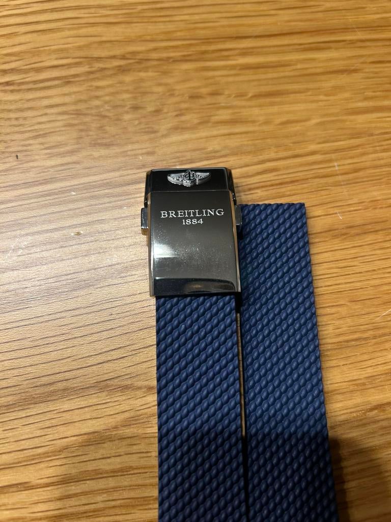 Breitling rubber band 22/20 Folding buckle, Bijoux, Sacs & Beauté, Montres | Hommes, Breitling, Synthétique, Neuf, Montre-bracelet