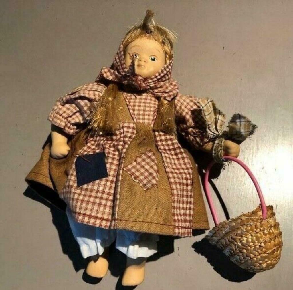 Poupée ancienne céramique, porcelaine? Paysanne H23cm, Envoi, Utilisé, Poupée