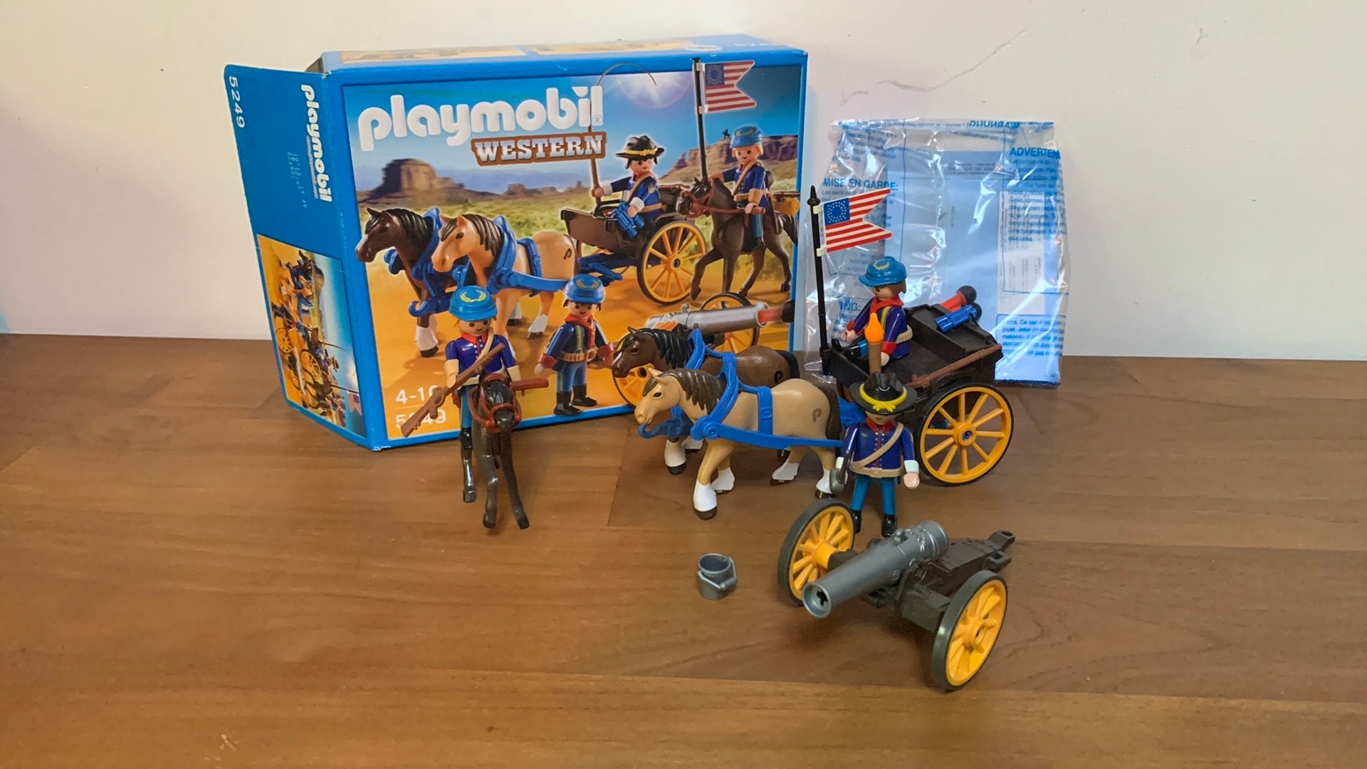 Playmobil 5249 western tunique bleu, Enfants & Bébés, Jouets | Playmobil, Enlèvement, Comme neuf