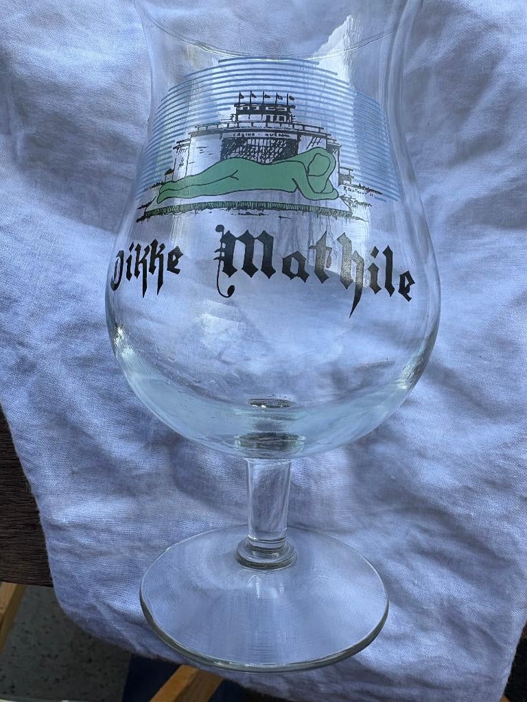 Dikke Mathile, Ophalen of Verzenden, Zo goed als nieuw, Glas of Glazen, Overige merken