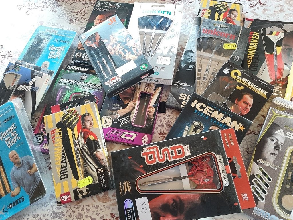 Dartsmateriaal aan de beste prijs !, Sports & Fitness, Enlèvement, Neuf, Cible de fléchettes
