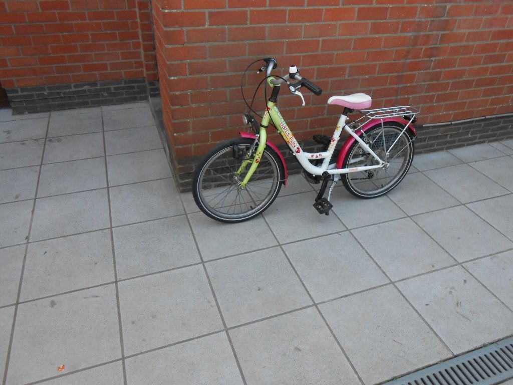 KINDERFIETS    6 V, Fietsen en Brommers, Ophalen, Zo goed als nieuw