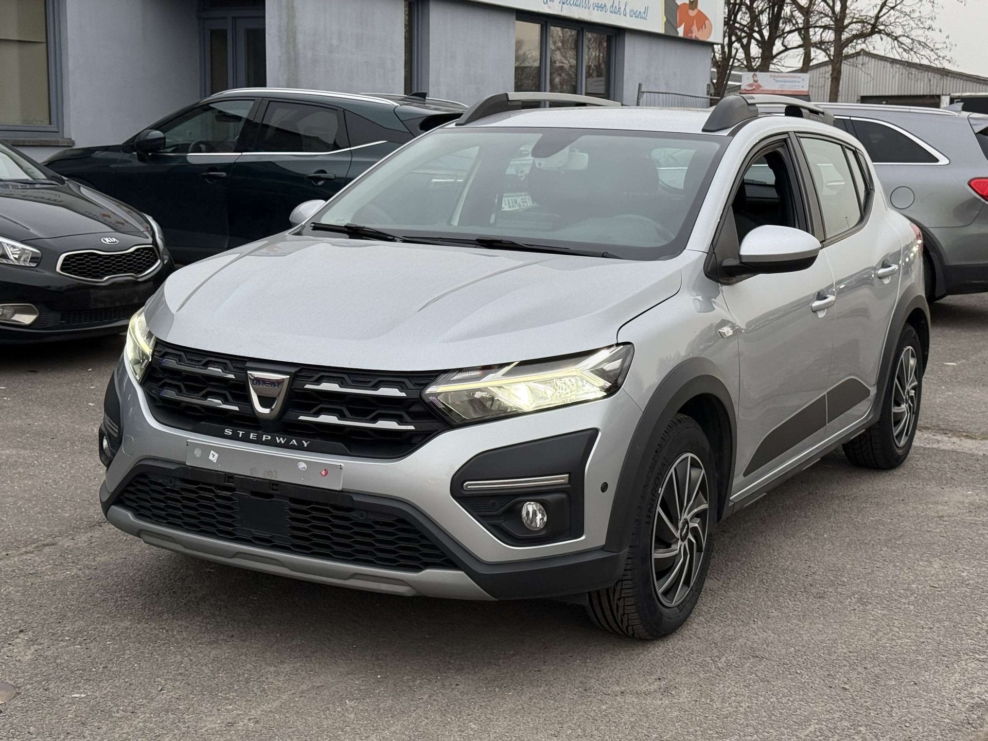 Dacia Sandero Sandero 1.0 I Lpg Stepway 1 Jaar Garantie, Auto's, Dealer onderhouden, Stof, Gebruikt, 91 pk