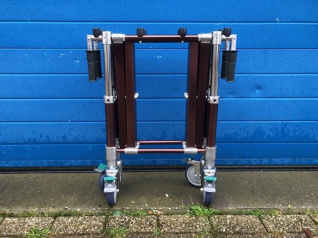 Bronskleurige schaarwagen of baarwagen van aluminium, Diversen, Verpleegmiddelen, Nieuw, Ophalen of Verzenden