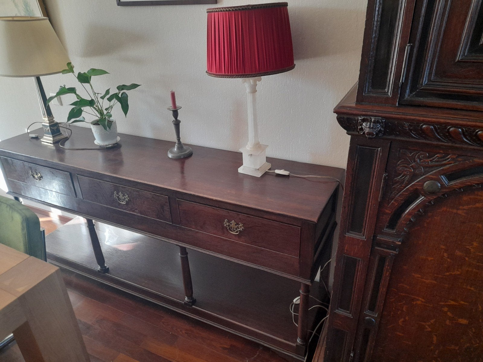 Antiek engels dressoir, Ophalen