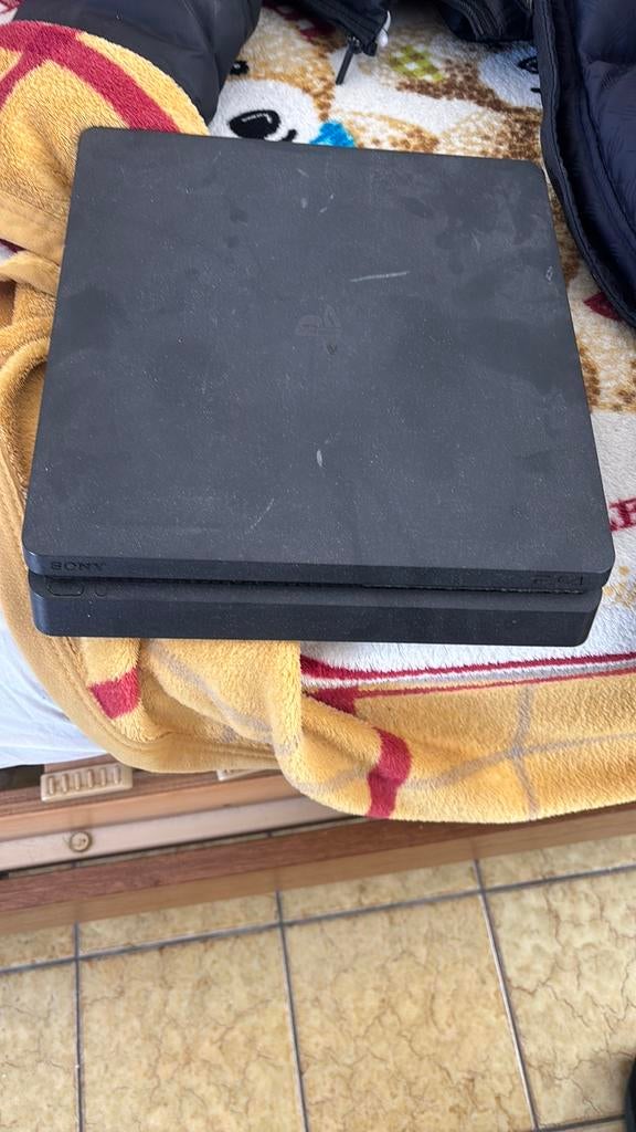 Playstation 4 plus controller, Ophalen, Zo goed als nieuw