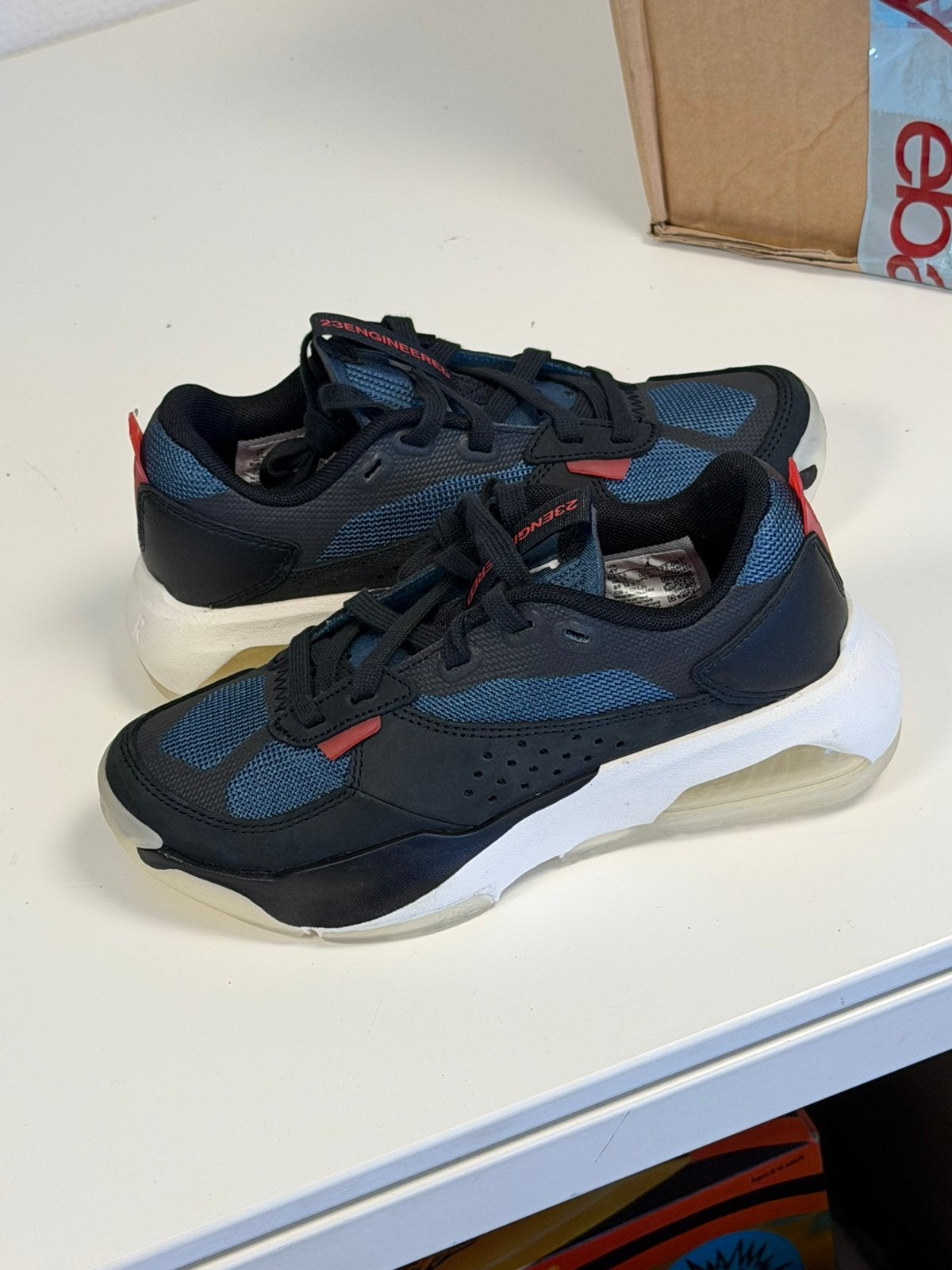 Baskets Nike Jordan Air 200E GS taille 36 — Neufs avec boîte, Enfants & Bébés, Enlèvement ou Envoi, Neuf, Chaussures