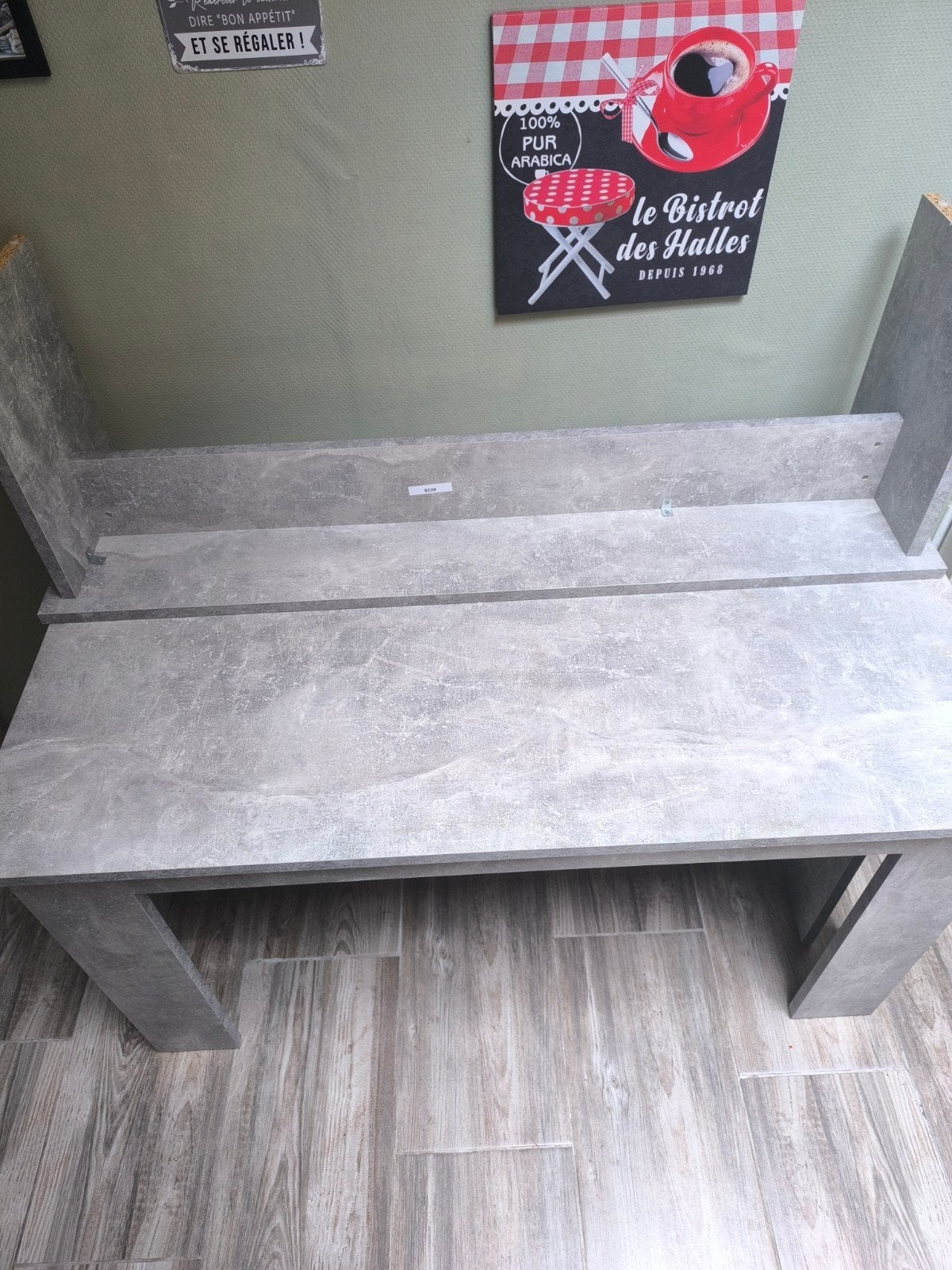 table de salle a manger avec c'est 2banc, Maison & Meubles, Tables | Tables à manger, Enlèvement