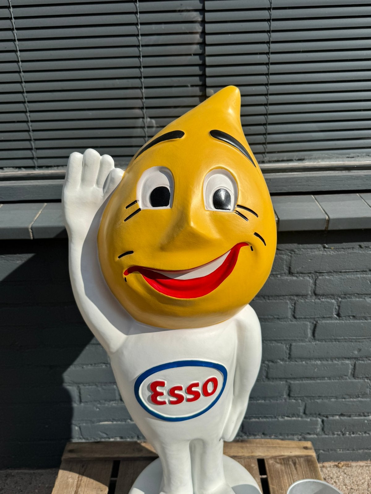 Groot Esso druppel reclame beeld, Verzamelen, Ophalen, Gebruikt, Reclamebord
