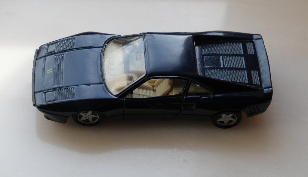 MaiSto Shell modelauto collectie, Hobby en Vrije tijd, Ophalen, Gebruikt, Auto, Maisto