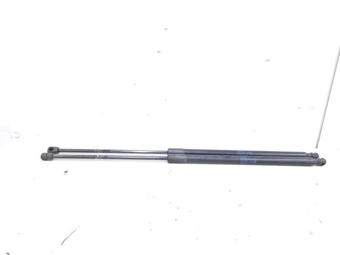 Set Gasdempers Achterklep van een Volkswagen Transporter, Gebruikt, -, Volkswagen, -