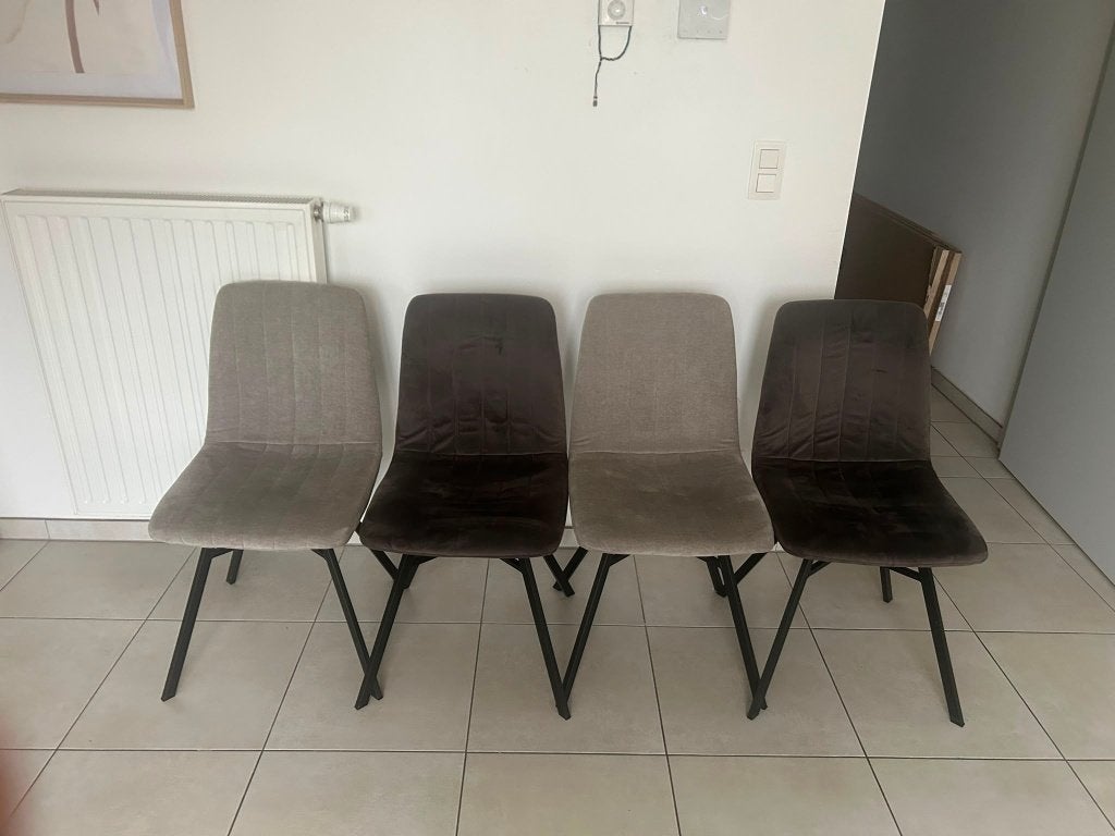 4 chaises pour 70€, Enlèvement