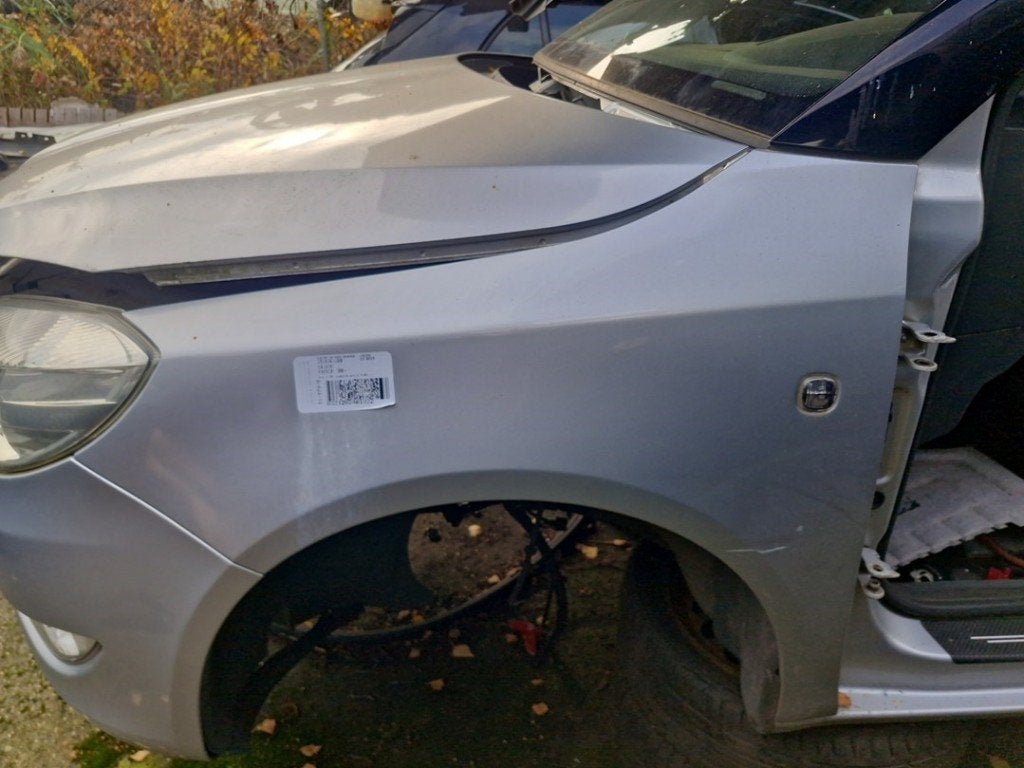 AILE AVANT GAUCHE Skoda Fabia II Combi (|5J0821021A|), Autos : Pièces & Accessoires, Garde-boue, Utilisé, Info@skoda-auto.de, Skoda