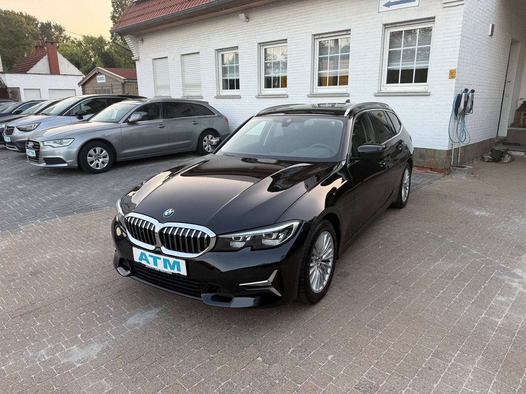 BMW 3 Serie 318 318d Touring Aut. Luxury Line/leder/Panodak/, Cuir, Achat, Entreprise, https://public.car-pass.be/vhr/a7d0910a-1bb2-4b6a-97be-ccf9a36be7a7
